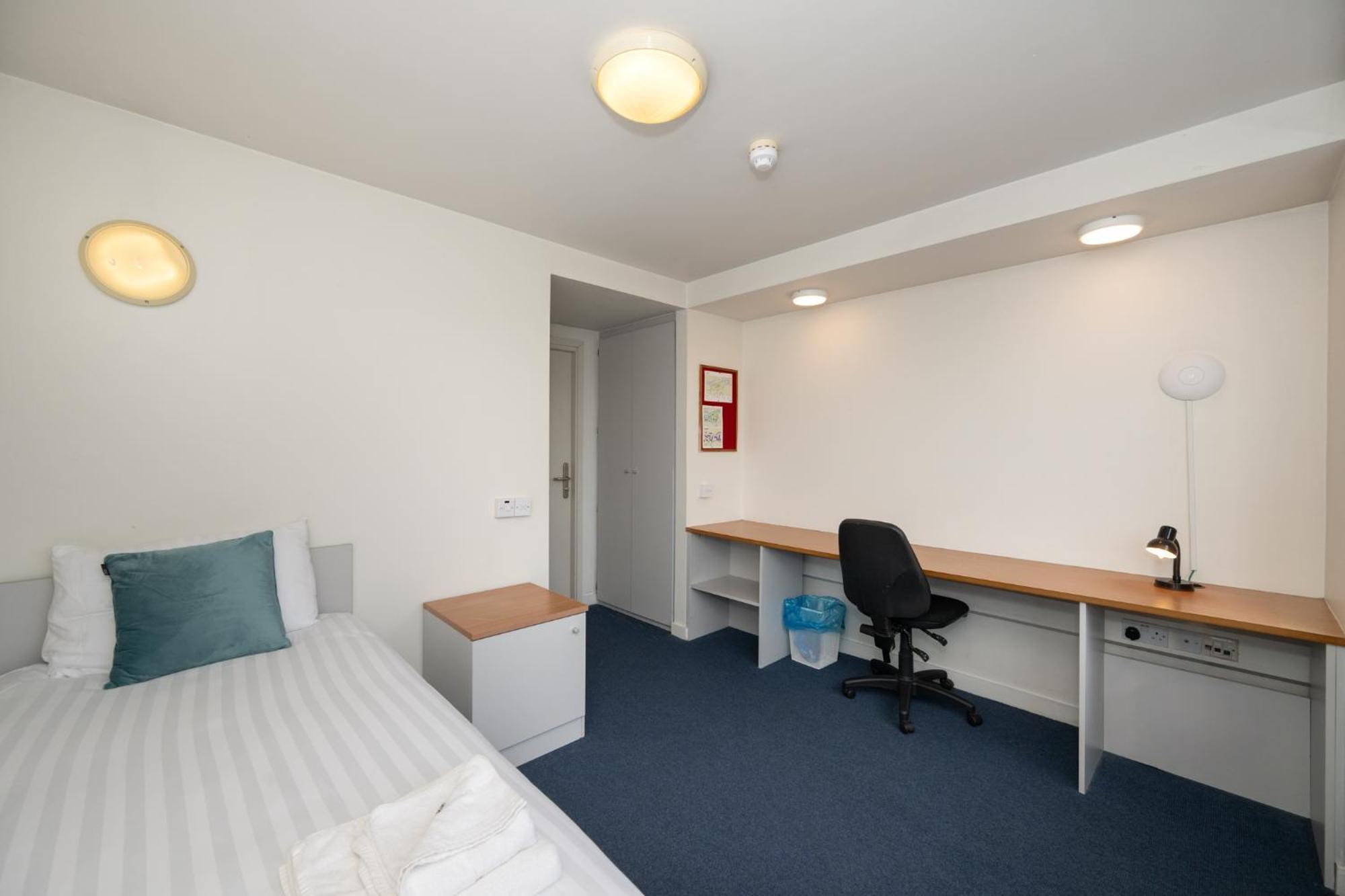 Victoria Mills - Ucc Summer Beds Cork Bagian luar foto